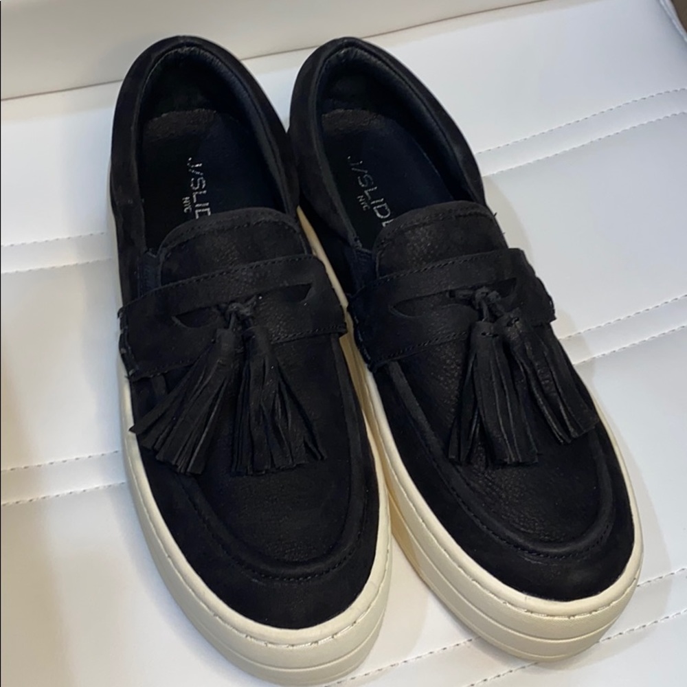 J/SLIDES Black Tassel Platform Loafers with White Sole